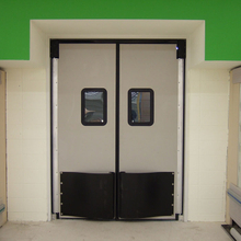 Traffic door